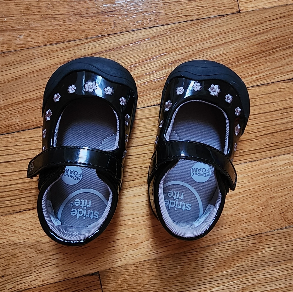 Stride rite baby Mary Jane shoes size 3